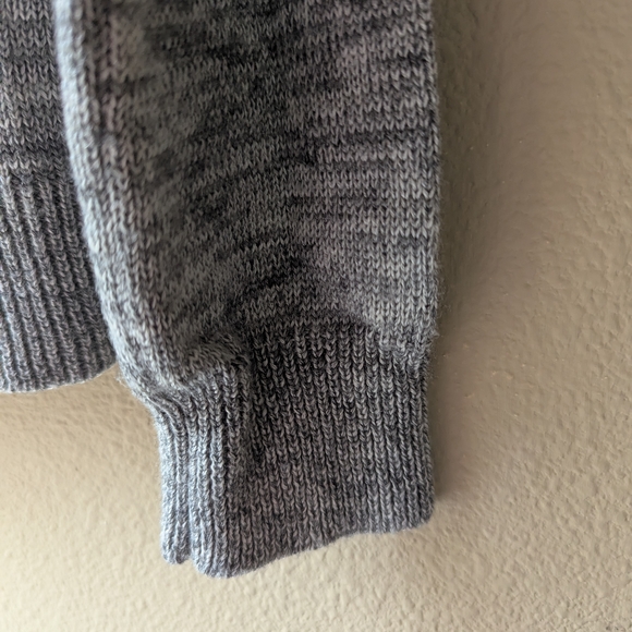SI-IAE Gray Sweater with Black Text - Picture 8 of 10